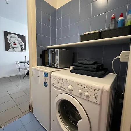 Apartment Campus House *